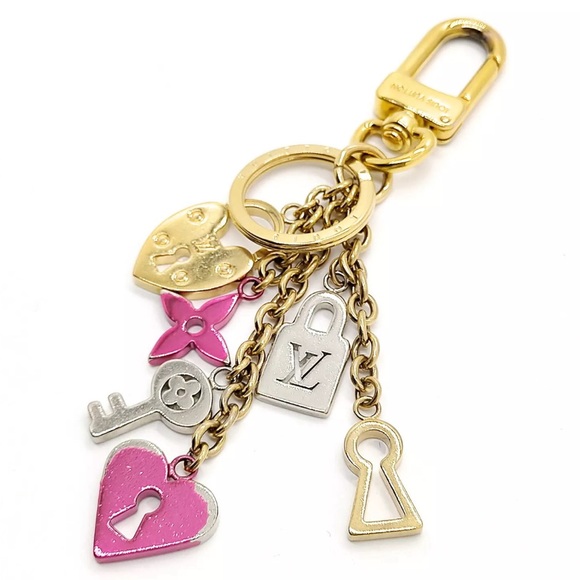 Authentic Louis Vuitton Key Ring M67438 Gold DP1118, Italy, 11.5 cm - Picture 1 of 7